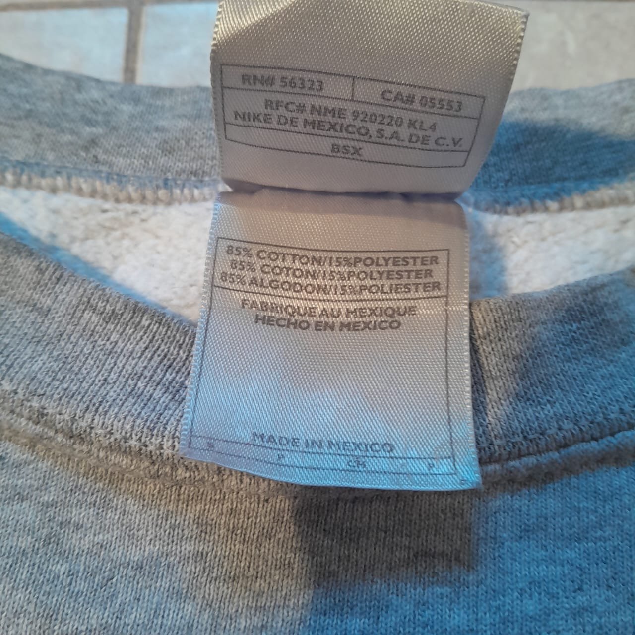 Nike Sweter